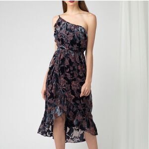 NWTs Adelyn Rae Angie Midi Floral One Shoulder Dress Size Medium